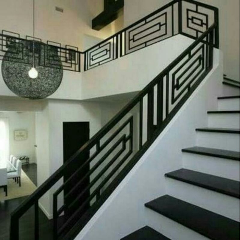 railing tangga minimalis besi hollo