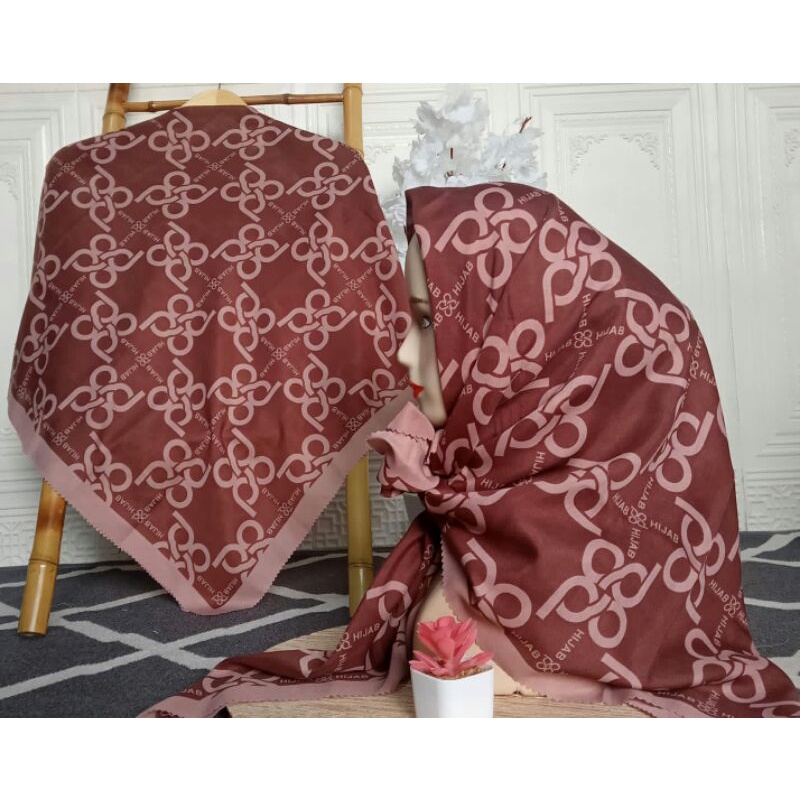 hijab voal premium terlaris motif kelanting maroon