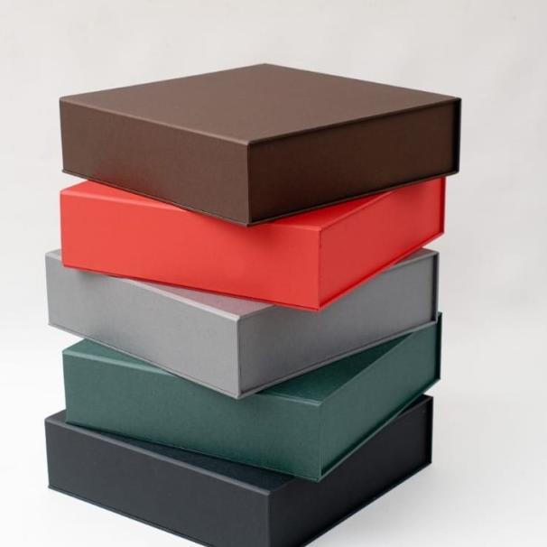 

kotak kado souvenir uk 30x30x8cm - Hijau