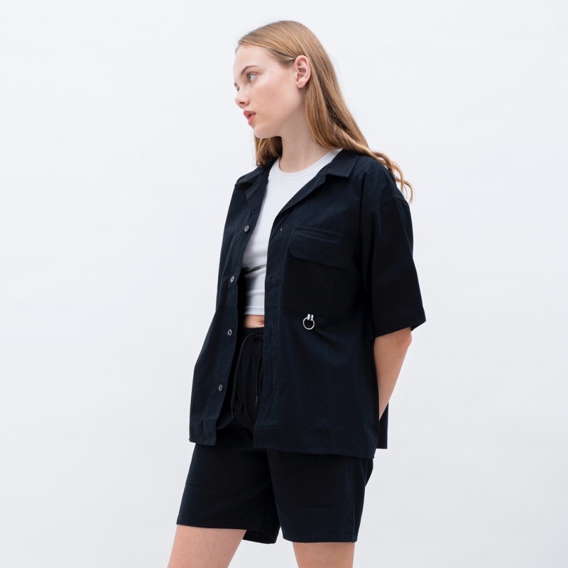 world studios set shirt &amp; short pants black unisex - stelan wanita pria kemeja &amp; celana pendek