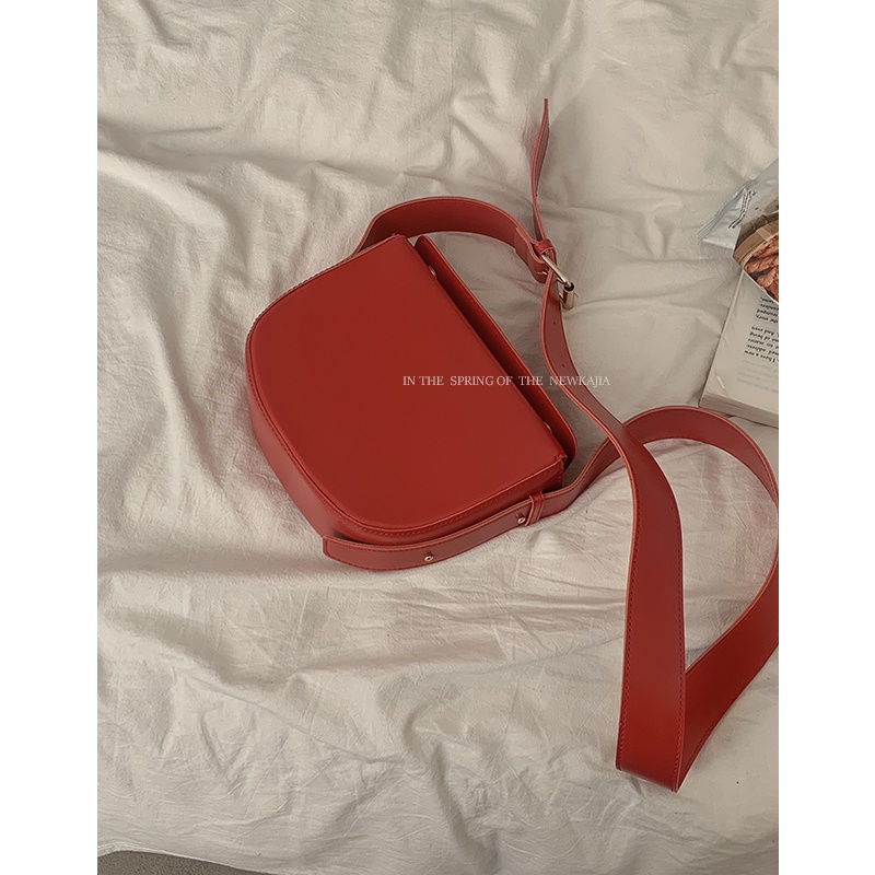 Suhao Tahun Baru Tas Merah Wanita 2021 Baru Fashion Trendi Retro Saddle Bag Niche All-Match In Single Shoulder Messenger Bag