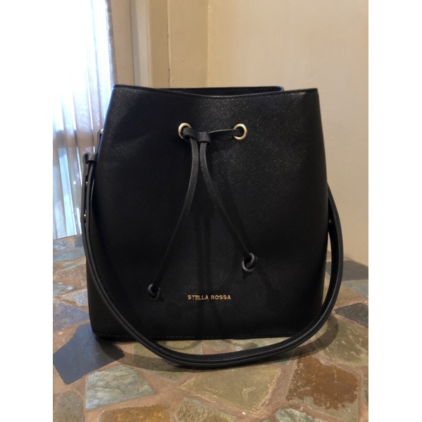 Preloved Stella Rossa Ashley Bucket Bag Warna Hitam