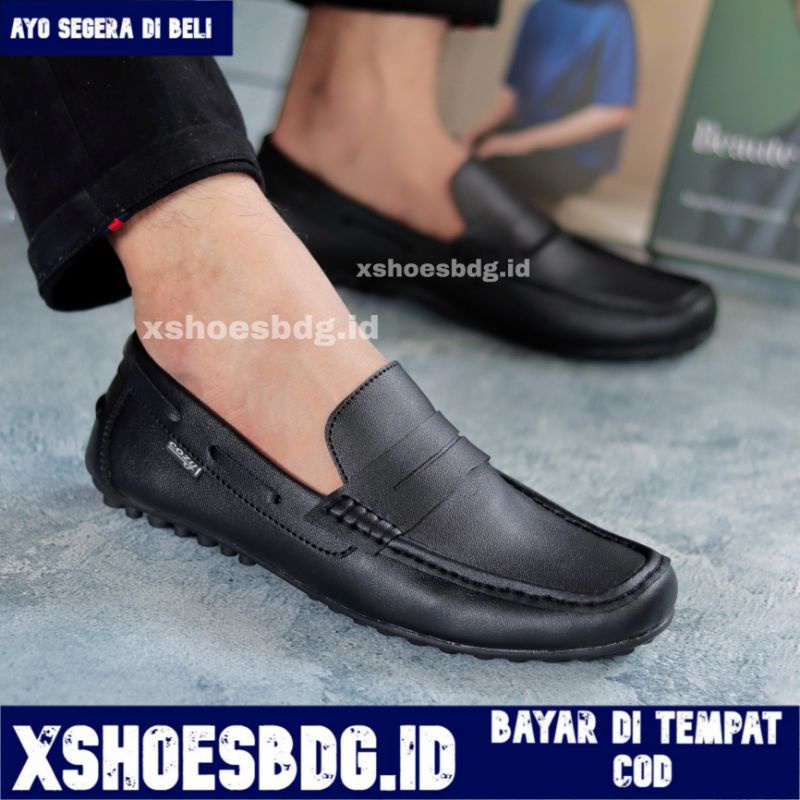 Veronna Sepatu Slip on Pria Sepatu Pria Casual Kulit Syntetik Sepatu Kondangan Kerja Kuliah