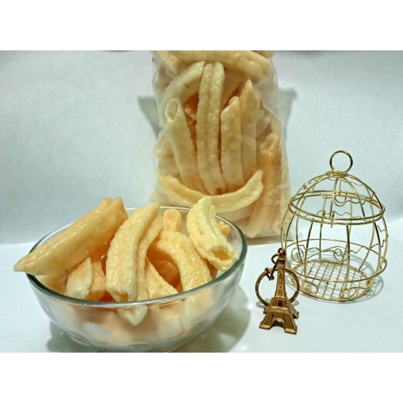 

KERUPUK KENTANG/ FRENCH FRIES/ STIK KENTANG/ CEMILAN KENTANG GORENG