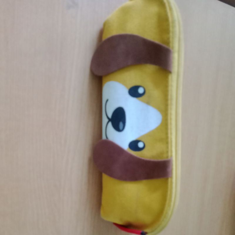 

TempatPensil