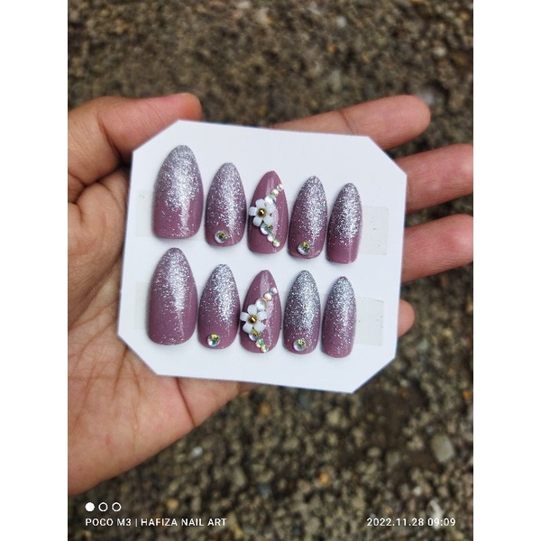 KUKU PALSU warna lilac cantik Lengkap dengan LEM