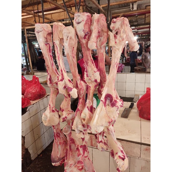 

tulang balung sapi/tulang tulang sum sum (15 ribu)