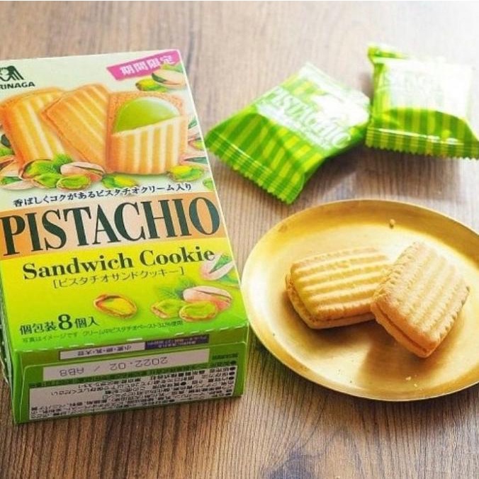 

Japan pistachios Sandwich Cookies/ Biscuit Import