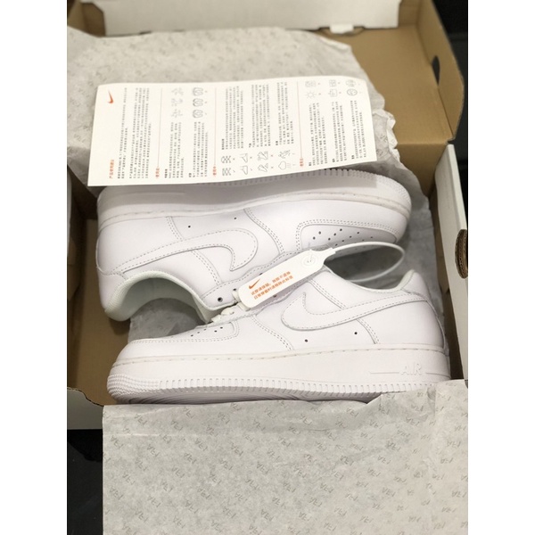 Sepatu Nike Air Force 1 Triple White