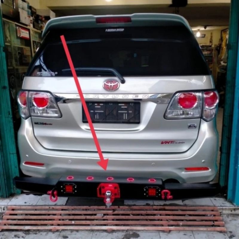 tanduk bumper belakang fortuner VNT