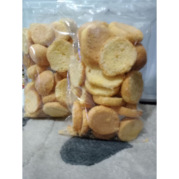 

bagelan oval tabur keju susu /roti kering Bandung / bagelan roti kering/Cengkareng jakarta