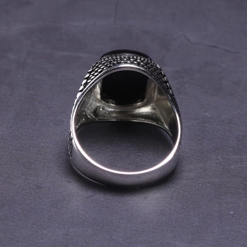 Cincin Pria Elegan Mewah Minimalis Batu Akik Hitam Pekat