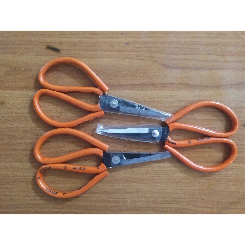 

Gunting Serbaguna/ Gunting Kodok Material Gangang Karet Original ,