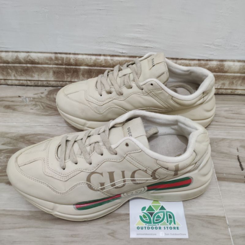 Sepatu Gucci Rhyton Logo Leather Sneaker