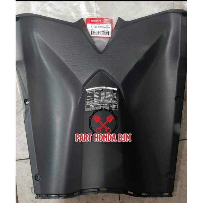 8114A-KZR-600ZB Cover inner vario 125 old dada vario 125 dek tengah
