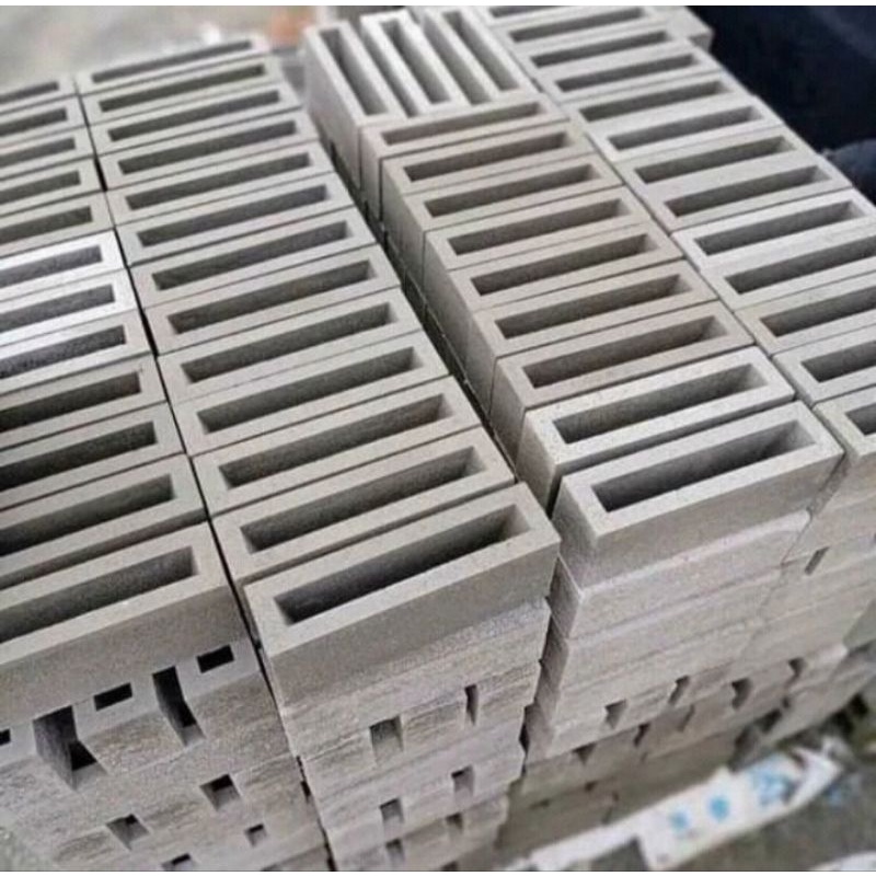 loster/roster/modern/minimalis/beton/ lobang angin abu