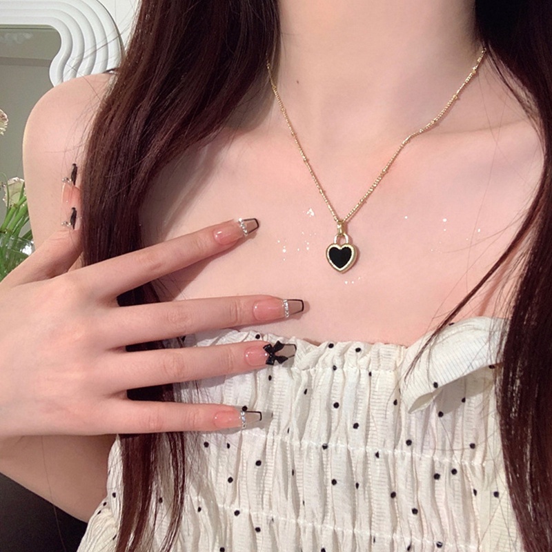 Fancyqube Kalung Choker Rantai Klavikula Hias Liontin Hati Dua Sisi Gaya Vintage Untuk Wanita