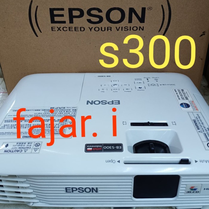 PROYEKTOR EPSON EB-S300