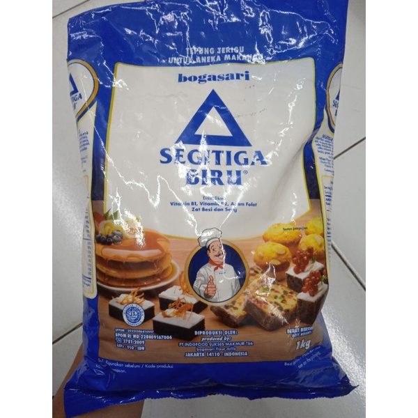 

Tepung Terigu Segitiga Biru Kemasan 1 Kg