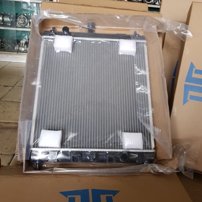 Komponen Mobil Radiator Suzuki Apv Manual