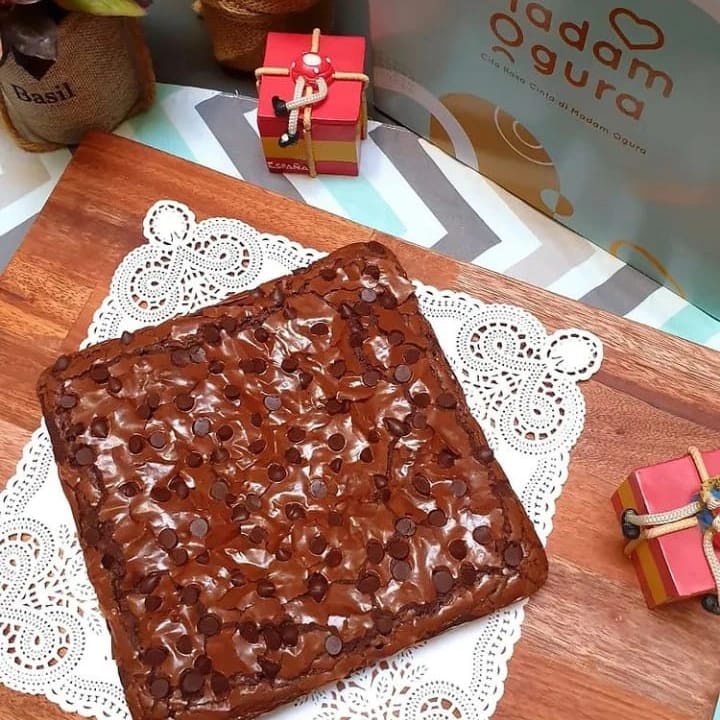 

Fudgy Brownies Shiny