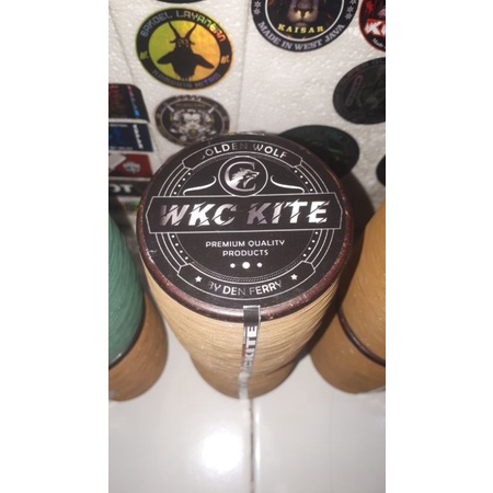Gelasan GOLDEN WOLF "WKC KITE", BLACK &amp; WHITE LABEL, molor, indachi size 0.20, klos kayu 6000 yard