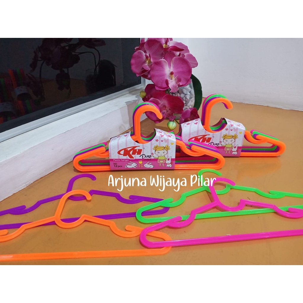 Gantungan baju anak 12 pcs / bayi