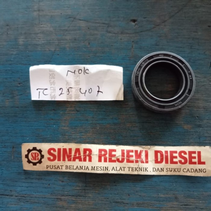 Oil Seal TC 25 x 40 x 7 Oil Seal TC 25 40 7 Oil Seal 25x40x7