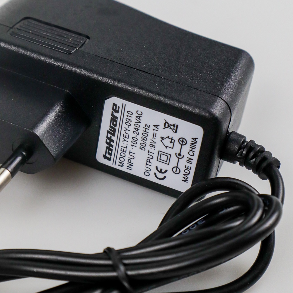 Adaptor Pedal Efek Gitar Distorsi 9V 1A 5mm - YErY-0910 - OMSKFFBK Black
