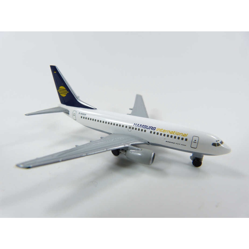 Herpa Wings 511698 1:500 BOEING 737-700 HAMBURG INTERNATIONAL