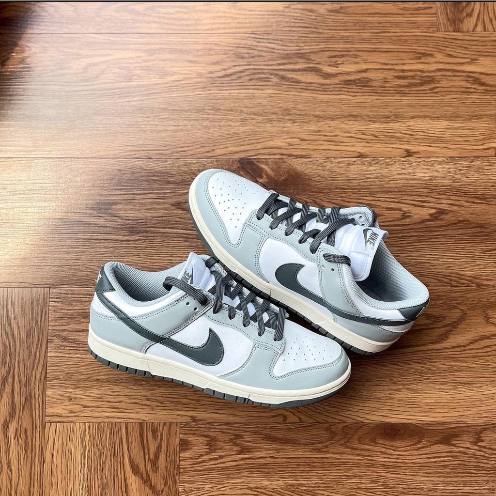 Dunk Low Light Smoke Grey Womens
