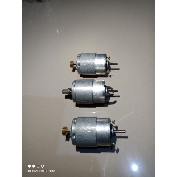 DINAMO DC 12 VOLT DOUBELE AS SHAFT MABUCII MOTOR RS385P