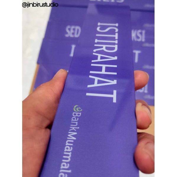 

Name desk akrilik/papan nama untuk teller/kasir dll