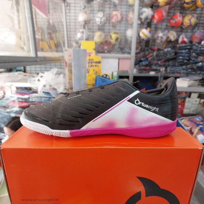 Sepatu Futsal Ortuseight Ellips IN