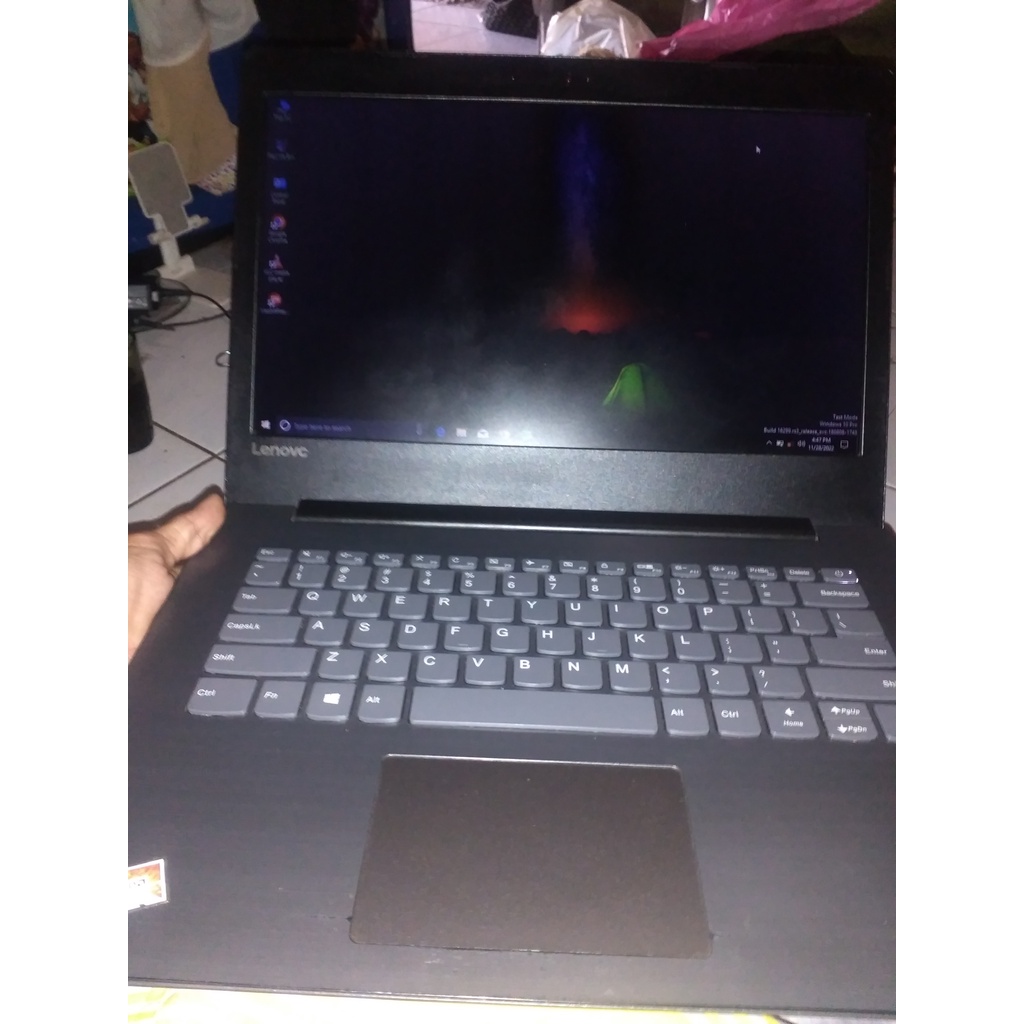 Laptop Lenovo  ideapad 330
