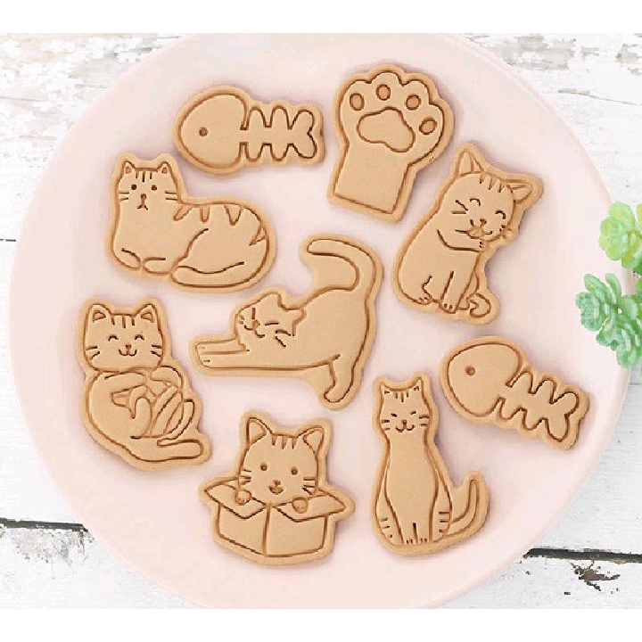 Set Isi 8 Cetakan Kue Kering Biskuit Karakter Lucu Bento Tools Mold For Cookies