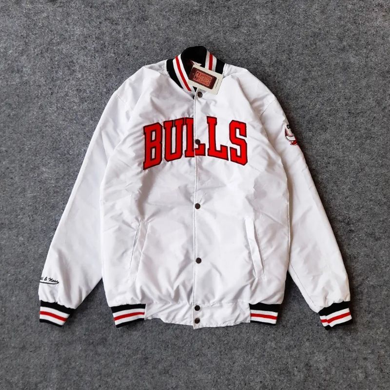 VARSITY JAKET HOODIE SWEATER CHICAGO BULLS FULLTAG &amp; LABEL