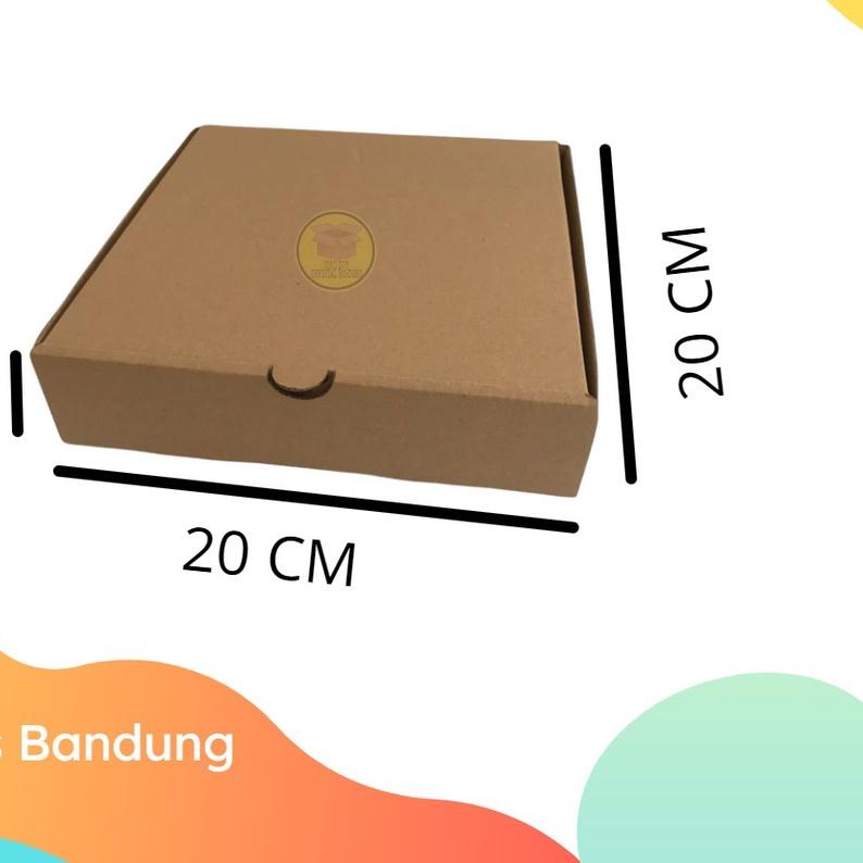 

Box dus Pizza uk. 20x20x5 cm 1 pak isi 25 pcs
