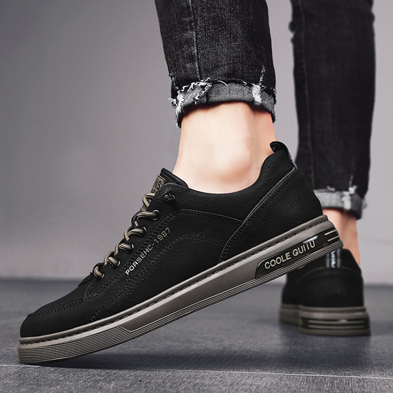 Highland Sepatu Pria Casual Sepatu Hitam Kerja Trendy Sepatu Formal Kulit Fashionable Sepatu Sneakers Cowok MC421