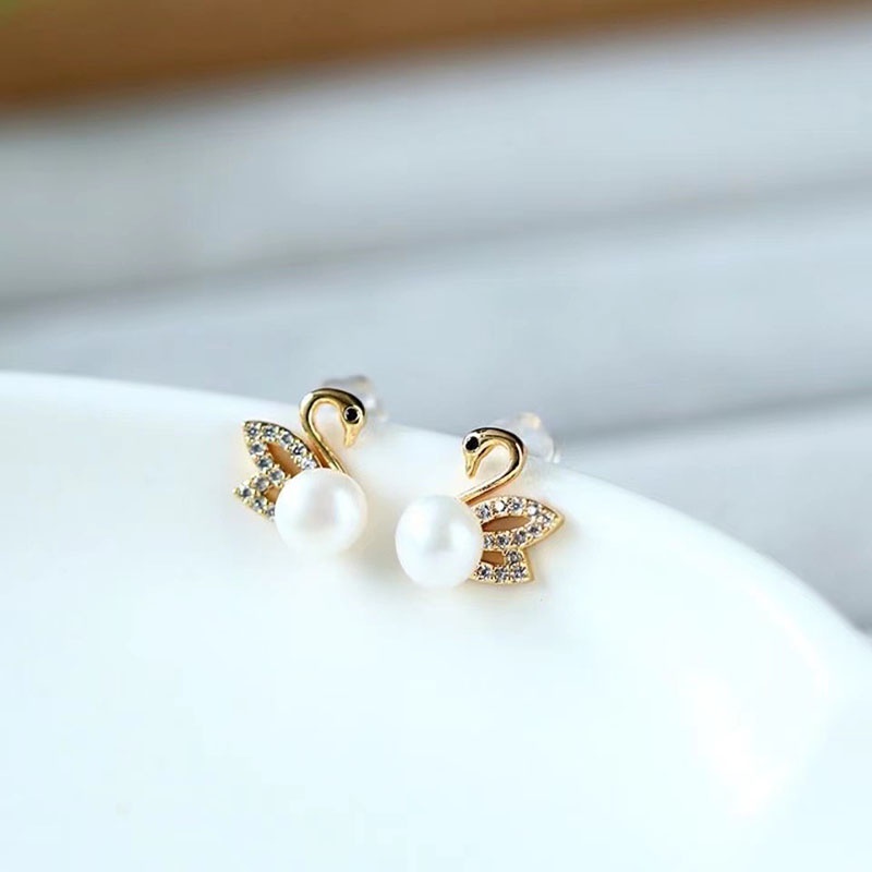 Anting Tusuk Desain Angsa Hias Mutiaraberlian Imitasi Gaya Simpleeleganunik Untuk Wanita