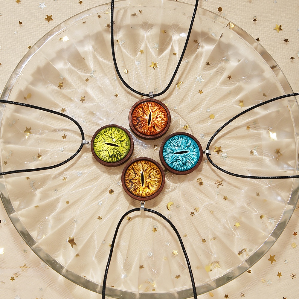 Kalung Rantai Liontin Mata Iblis Bahan stainless steel Gaya retro Gothic Jepang Korea Untuk Pria