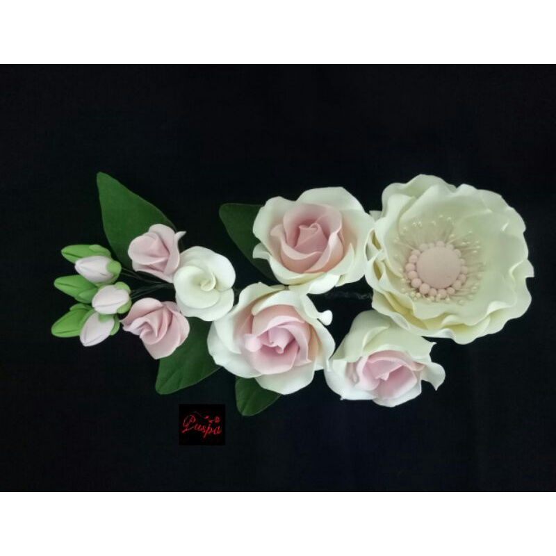 

(499/PRRAE1) Gumpaste Flower Sugar Flower/Bunga Gumpaste Rose Anemone