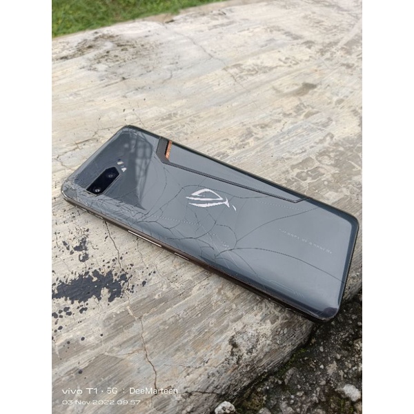 Hp bekas Asus Rog Phone 2