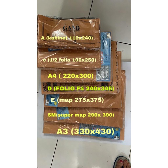 

MAP / AMPLOP COKLAT DENGAN SEAL UKURAN C (1/2 FOLIO) 190X250 MM / MAP COKLAT DENGAN LEM ISI 100 LEMBAR