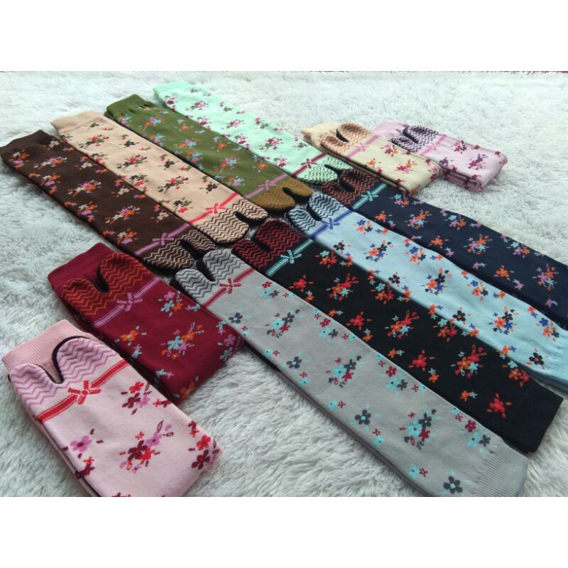Kaos Kaki Jempol Wanita Muslimah Motif Florist (Nylon Spandex, Size L, Tapak Hitam, Panjang, Murah)