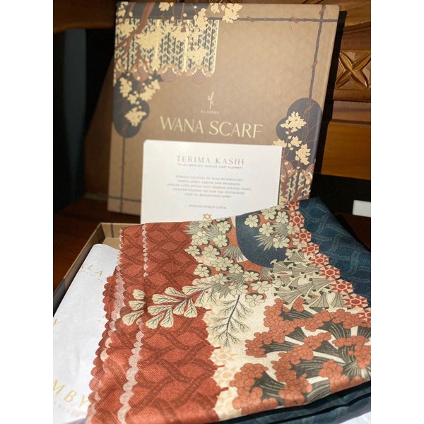 Bunaken Scarf Wearing Klamby Lotus