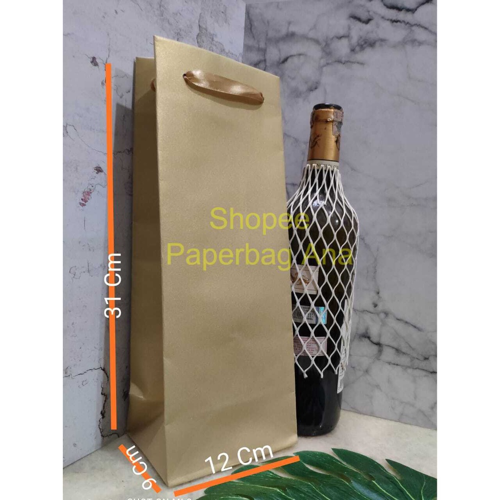 

Paperbag Jasmine GOLD size: 12Px9Lx31T (10 pcs)