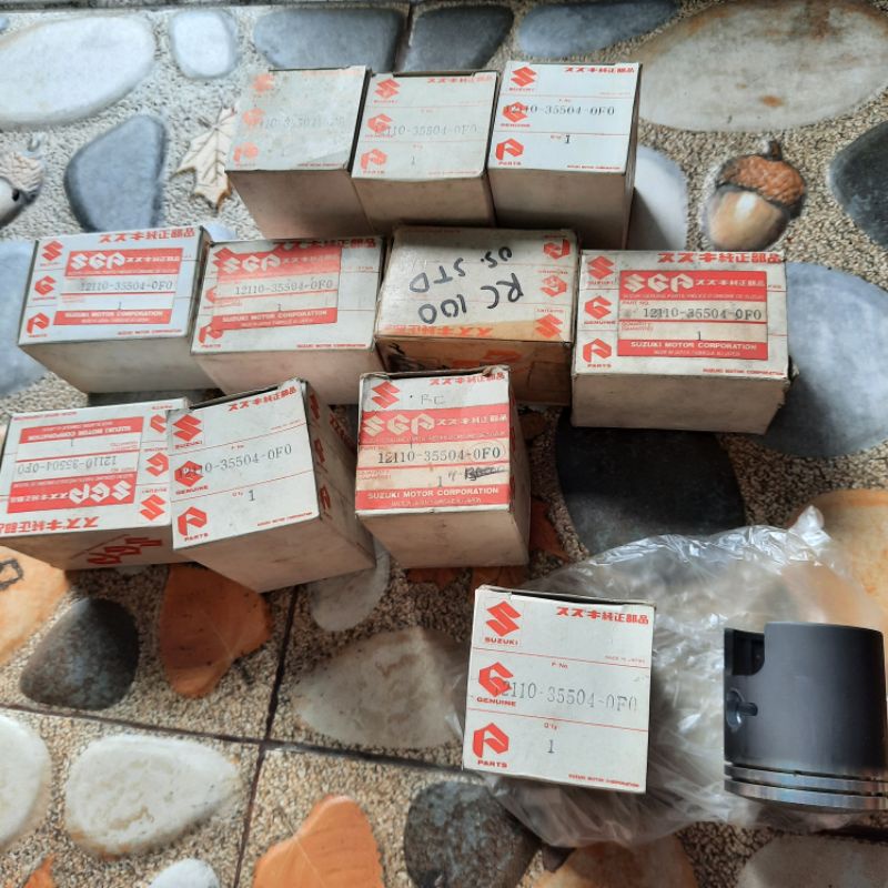 Piston suzuki RC 100 standar hitam asli suzuki SGP japan