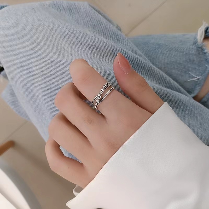 Cincin Rantai Multilayer Model Lilit Silang Untuk Wanita