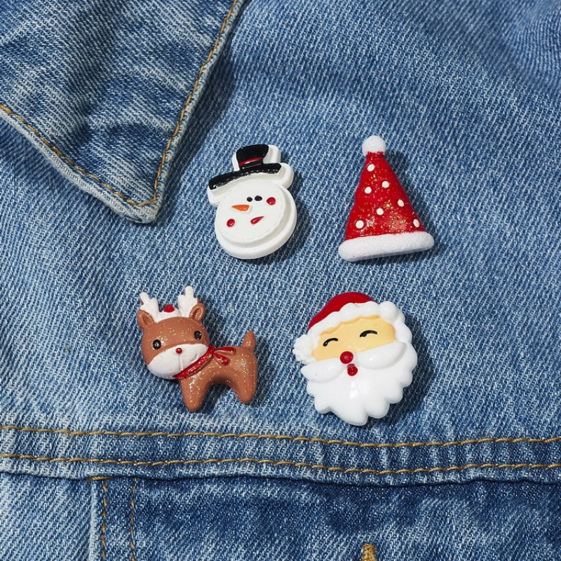 3pcs / set Bros Pin Enamel Desain Kartun Pohon Natal Santa Claus Snowman Elk Bahan Akrilik Untuk Wanita